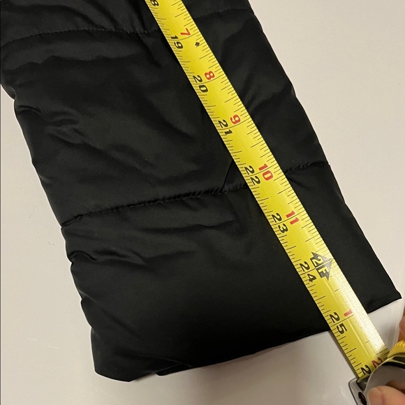 LACOSTE Vintage Devanlay Women's Black Puffer Coat Pink Lining size 38/Small - Picture 14 of 16